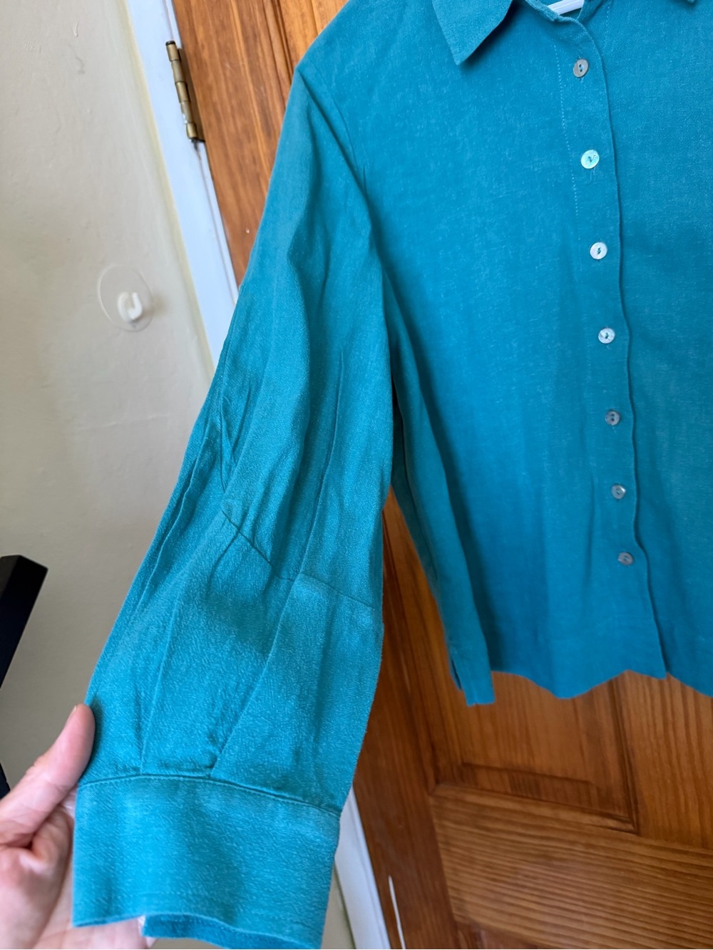 Poetry Women's Teal Curved-Sleeve Button-Up Blouse - Picture 4 of 11
